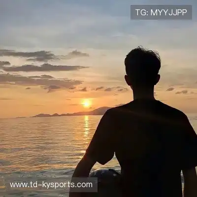 华业谊